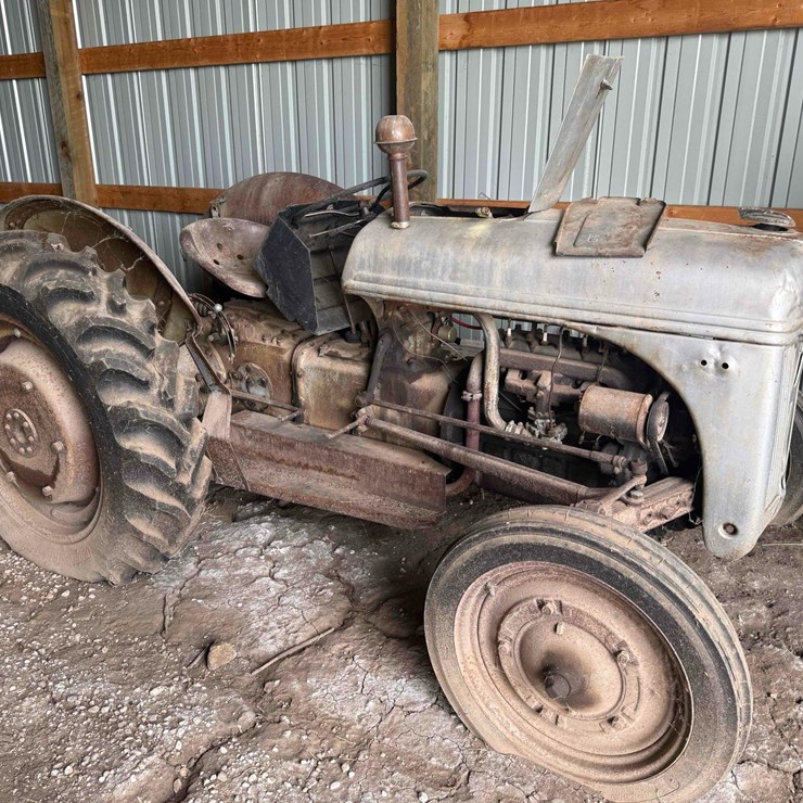 FORD 8N