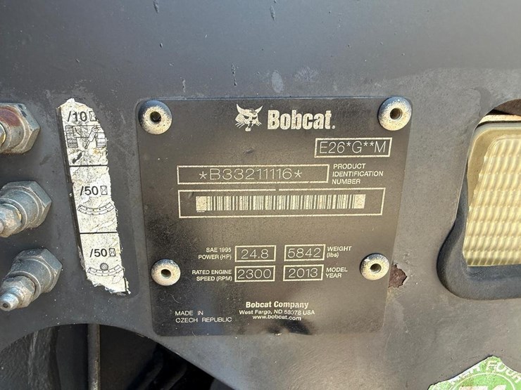2013-bobcat-e26-image-26