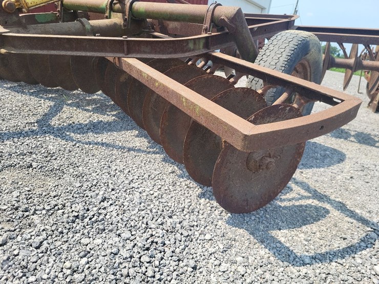 john-deere-disk-w/hydraulic-cylinder-image-9
