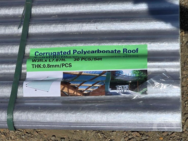 qty.-(30)-clear-corrugated-polycarbonate-roof-pane-image-2