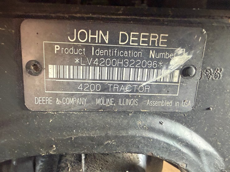 2000-john-deere-4200-image-34