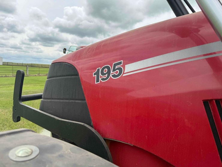 2009-case-ih-l770-image-23