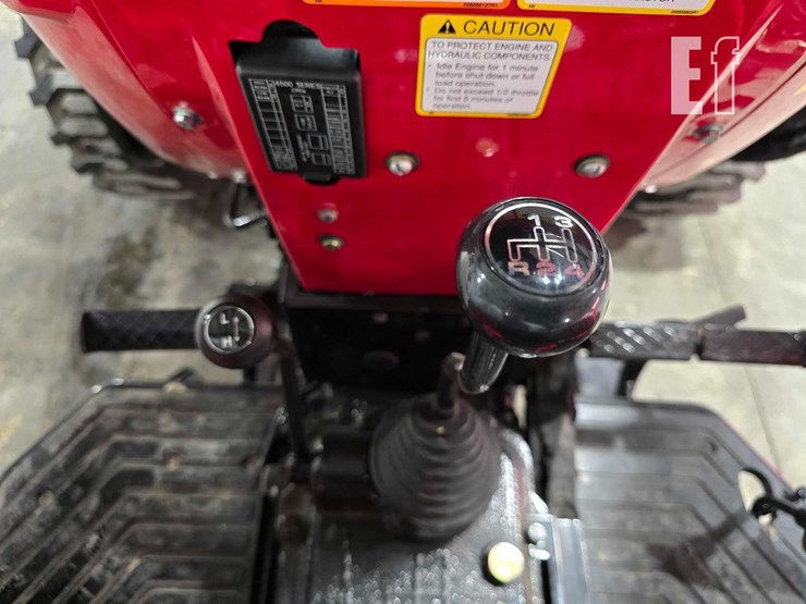 2026-mahindra-4540-image-18