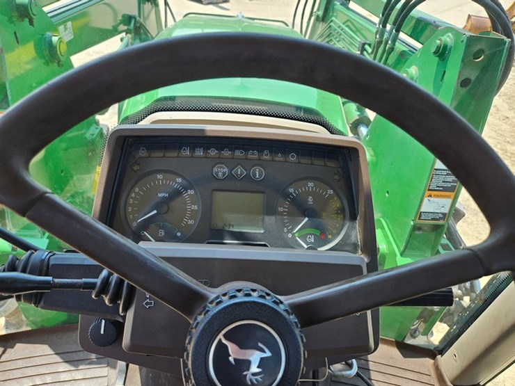 john-deere-6420-image-38