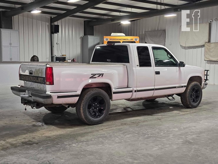 1998-chevrolet-1500-image-3