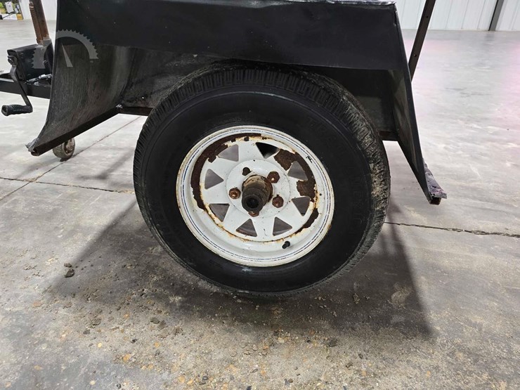 homemade-trailer-mounted-bbq-pit-image-12
