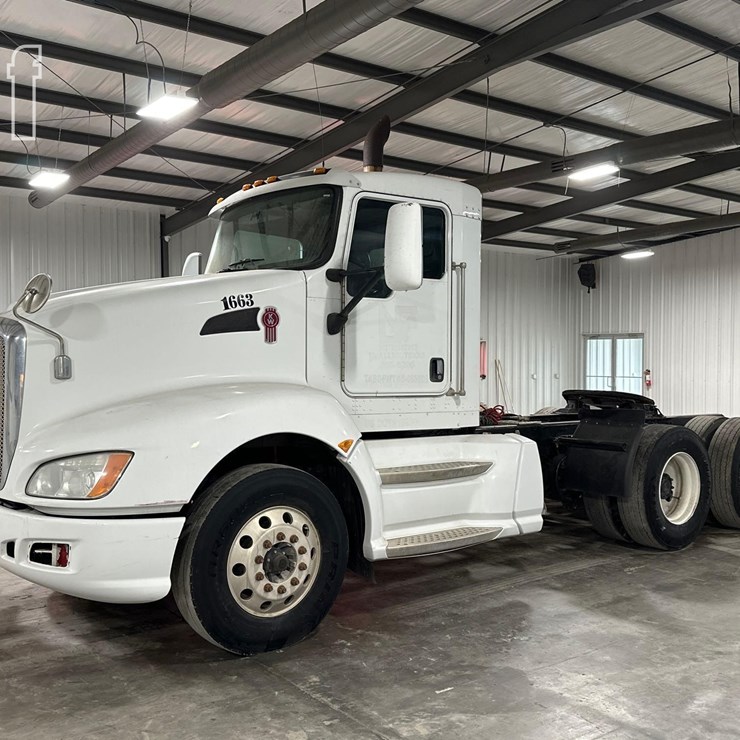 2009 KENWORTH T660