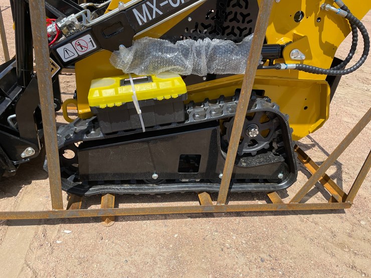 #5350-•-agt-mx-crt23-compact-track-loader-(mosinee,-wi)-image-12
