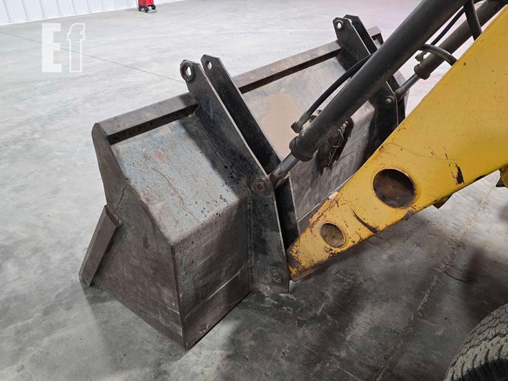 case-ih-585-image-12