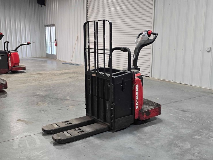 raymond-8410-image-1