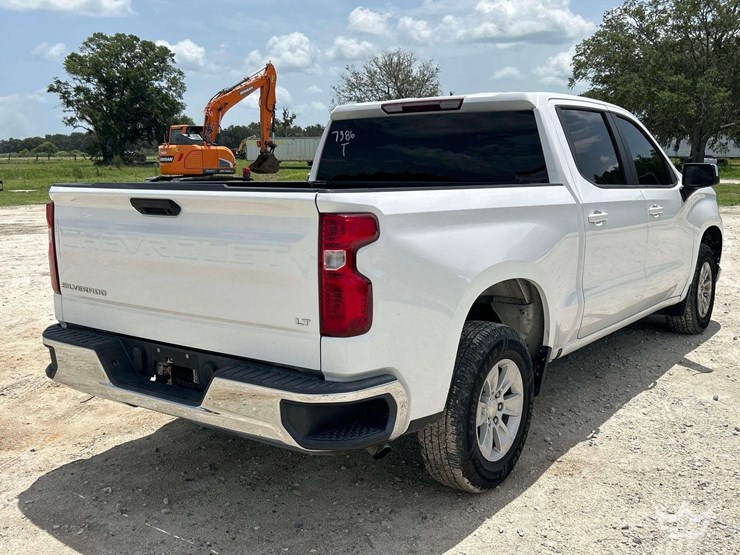 2020-chevrolet-silverado-1500-image-3