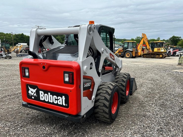 2024-bobcat-s650-image-4