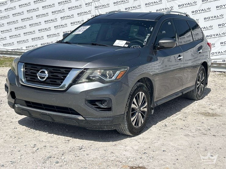 2018-nissan-pathfinder-image-1