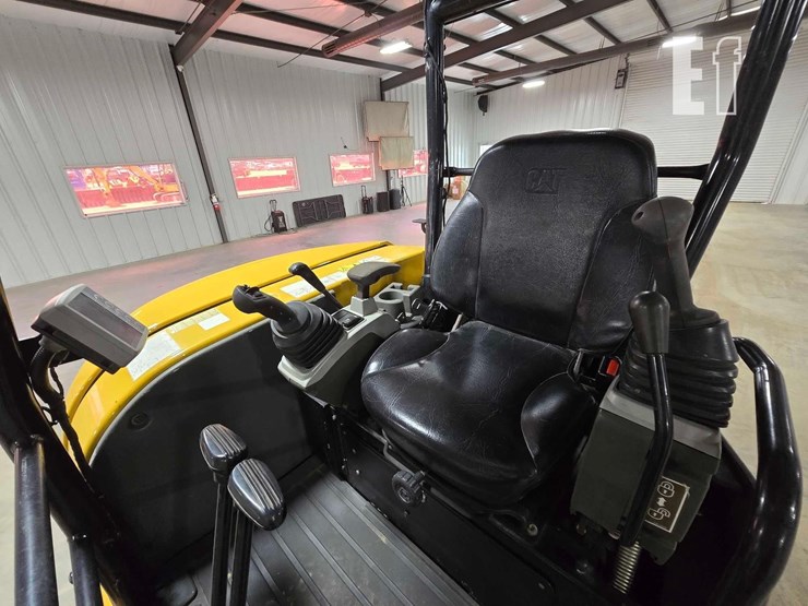 2018-caterpillar-303.5e2-cr-image-17