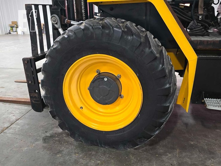 2020-jcb-930-image-23