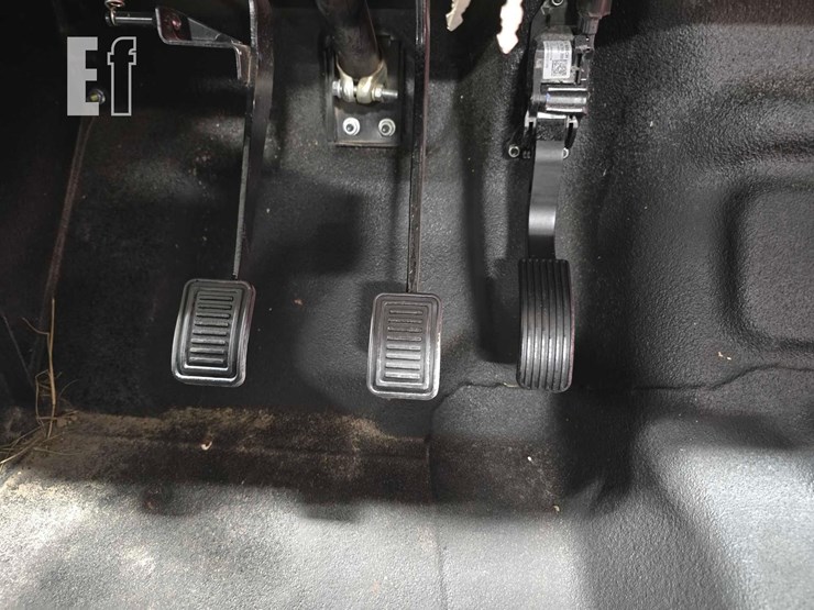 2024-mahindra-roxor-image-12