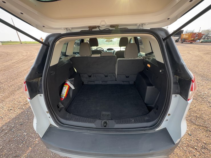 2013-ford-escape-image-22