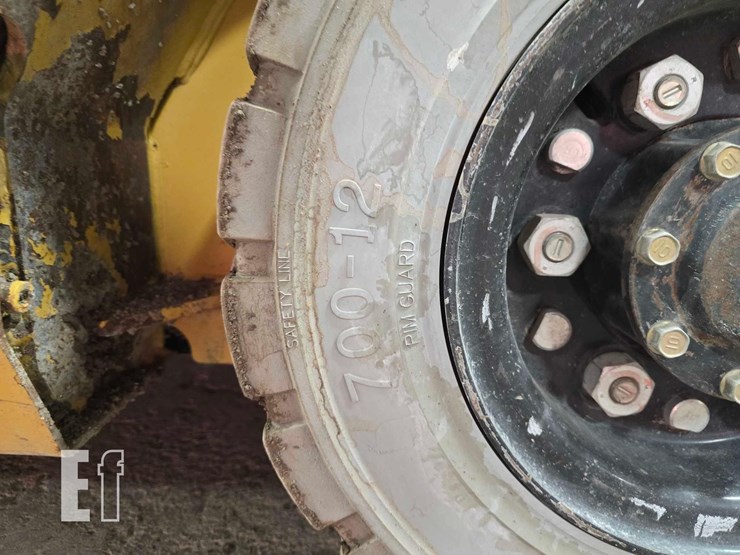 2020-caterpillar-gp25n-image-24