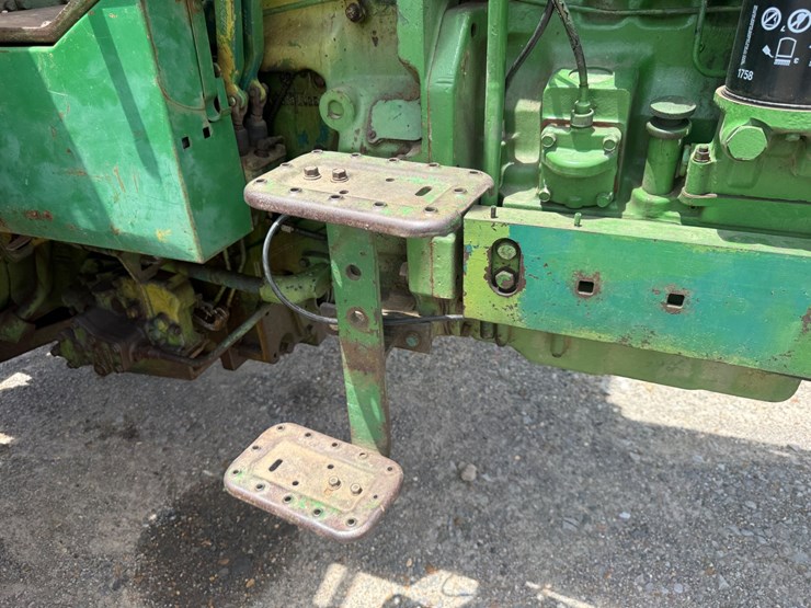 john-deere-4620-image-39