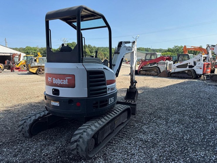 2017-bobcat-e26-image-4