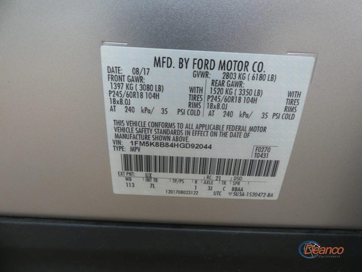 2017-ford-explorer-image-10
