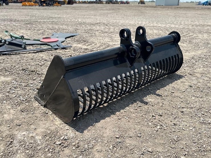 2026-future-qty.-(3)-excavator-attachments-image-2