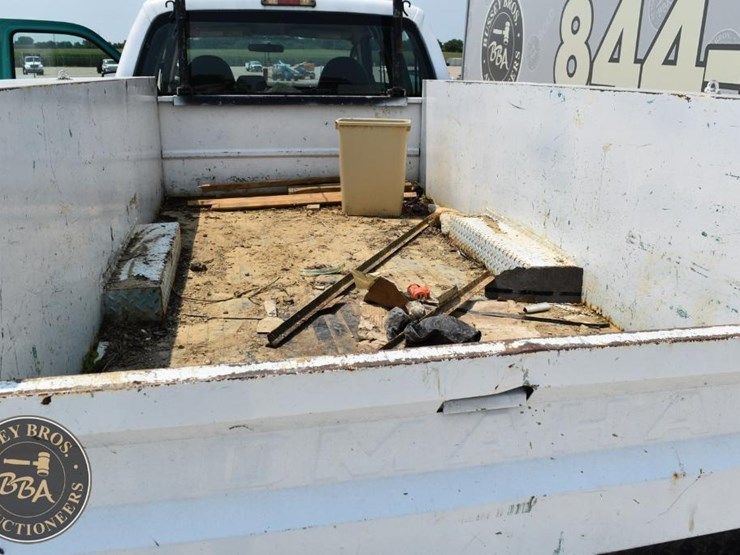 2009-ford-f350-xl-image-25