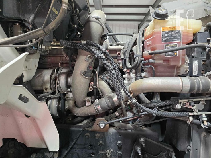 2015-international-transtar-8600-image-19