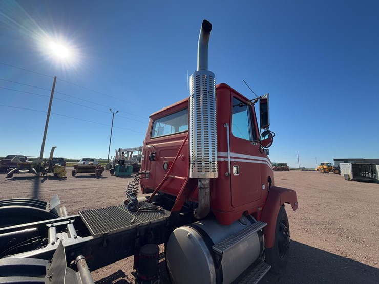 1990-caterpillar-3306-image-17