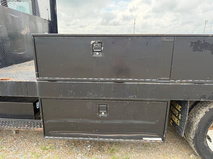 1990-international-4000-image-21