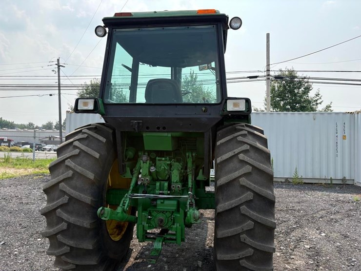john-deere-4440-image-14
