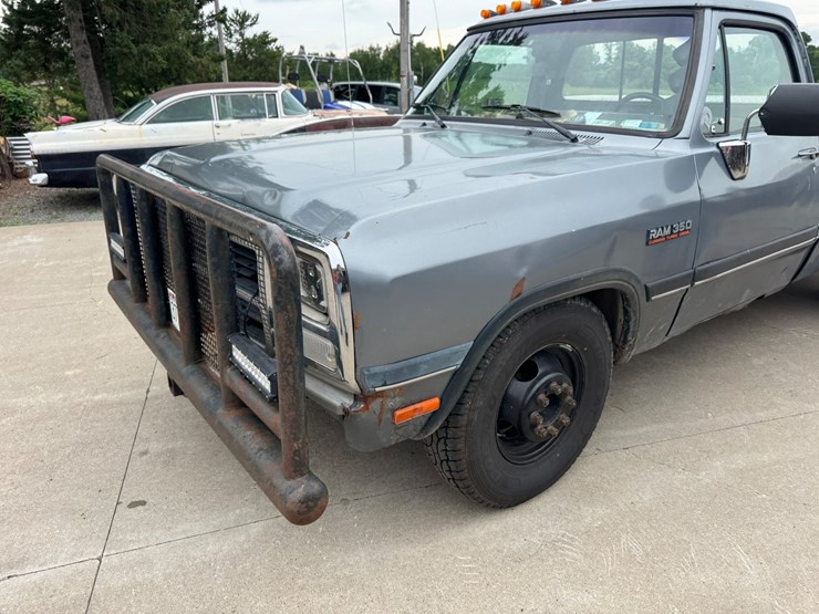 1991-dodge-ram-350-image-10