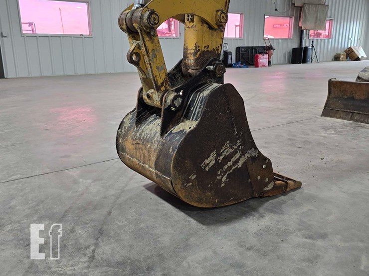 2021-caterpillar-306cr-image-11