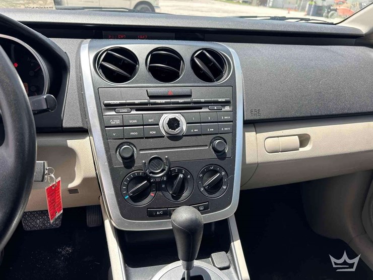 2018-mazda-cxz7-suv-image-16