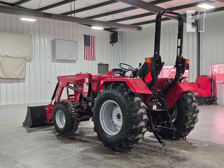 2026-mahindra-4540-image-4