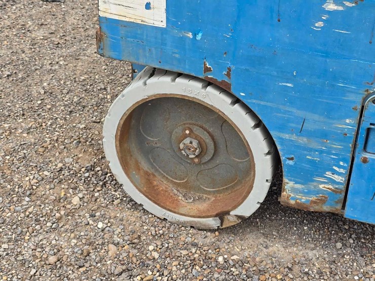 2011-genie-gs3246-image-19
