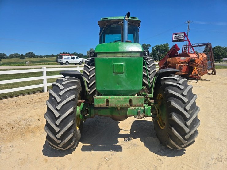 john-deere-4850-image-12