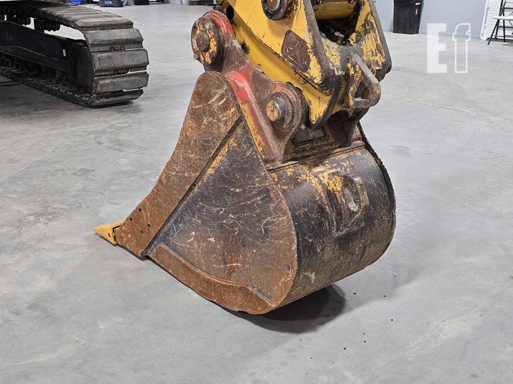 2019-caterpillar-315f-lcr-image-12