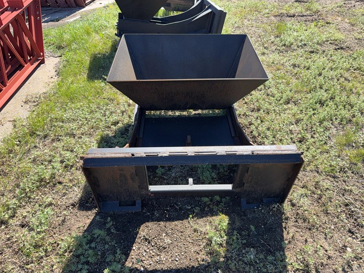 self-dumping-hopper-bucket-image-3