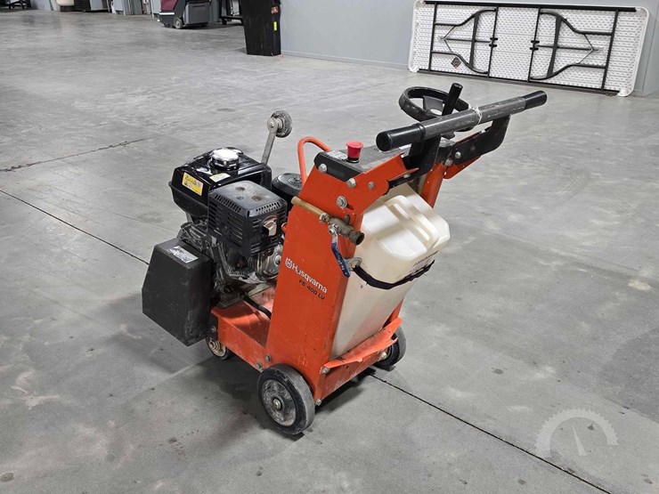 2018-husqvarna-fs400lv-image-4