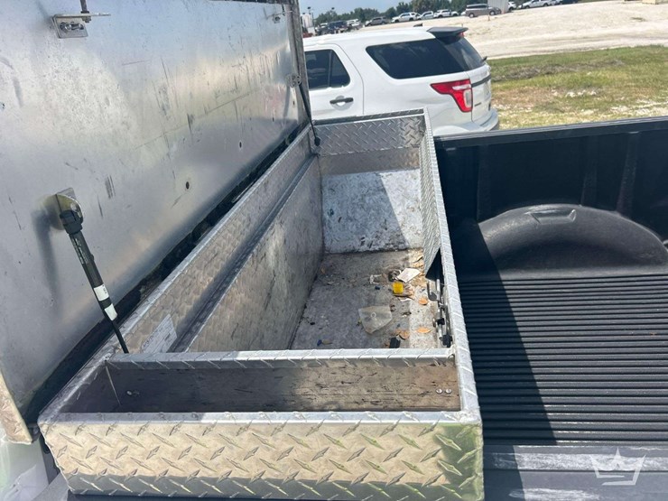 2019-ford-f150-image-13