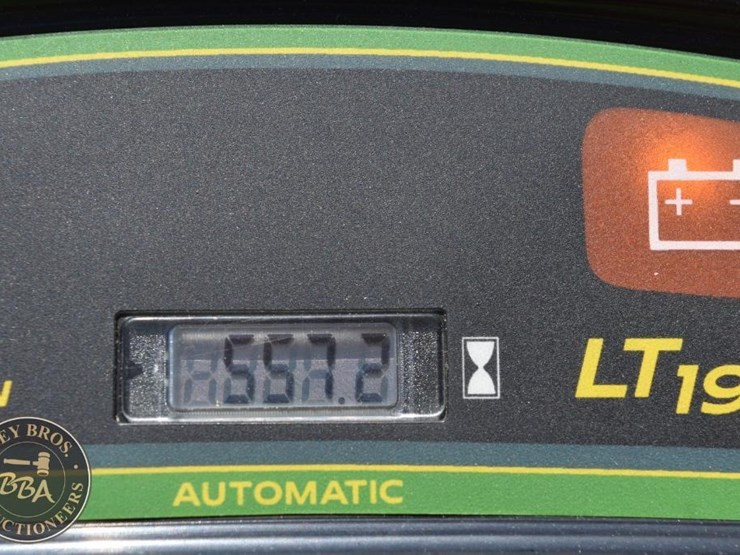 2005-john-deere-lt190-image-15