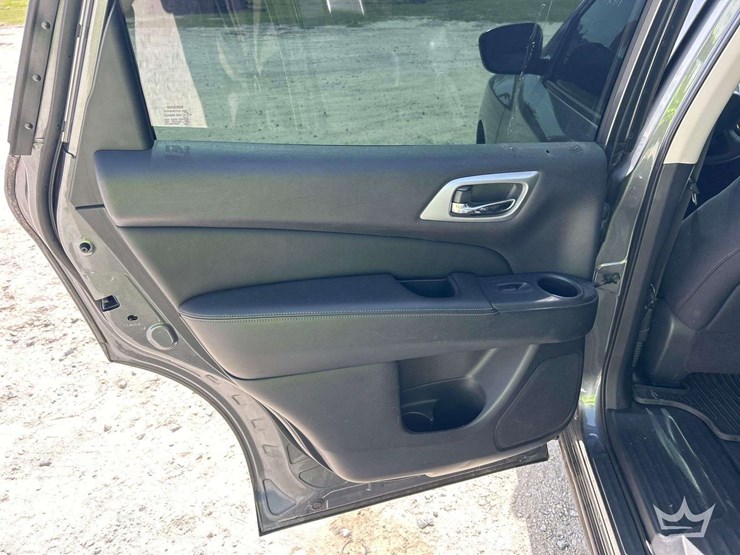 2018-nissan-pathfinder-image-15