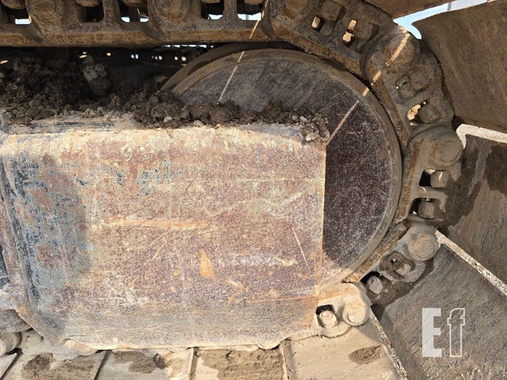 2014-caterpillar-320el-image-32