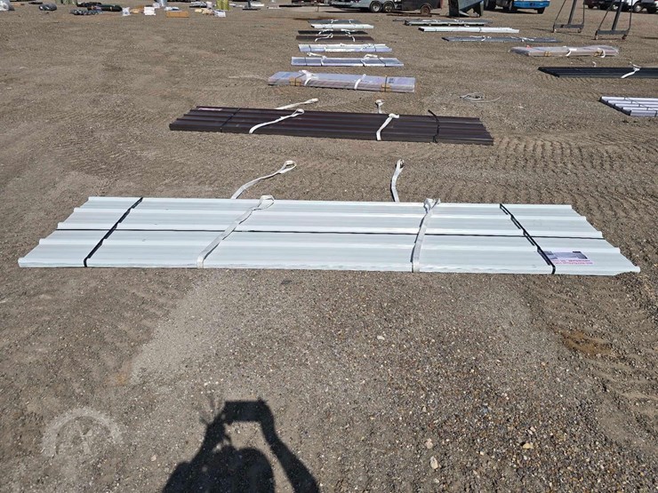 qty.-(30)-white-metal-roof-wall-panels-image-1