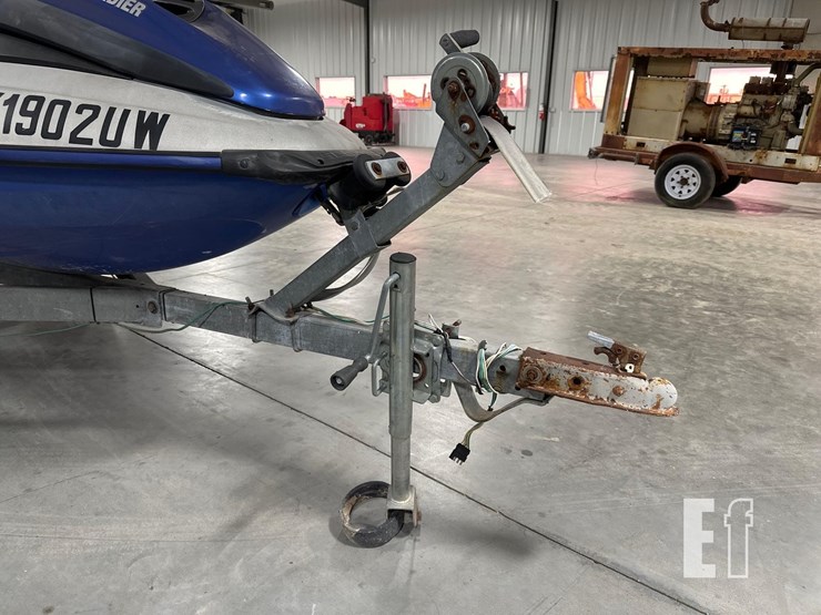 bombardier-sea-doo-gtx-watercraft-image-14