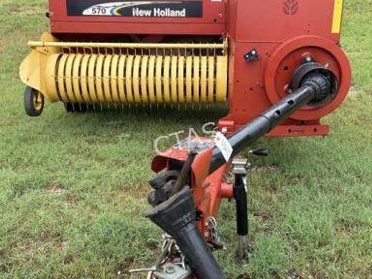 new-holland-570-image-9