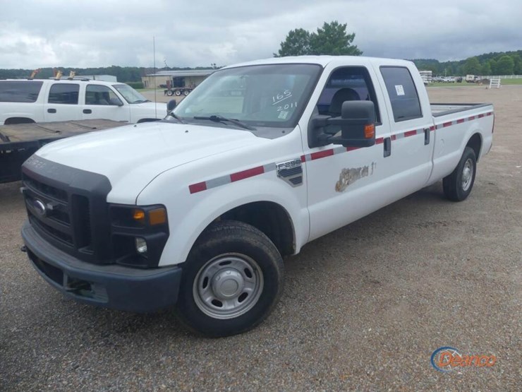 2014-ford-f250-xl-image-12