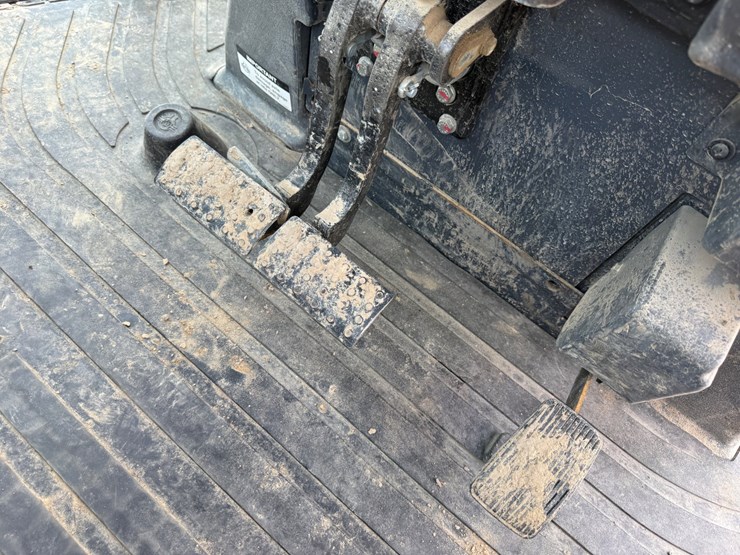 #43053-•-2024-john-deere-320p-backhoe-loader-1t0320pacrfx07150-inv#-43053-image-72