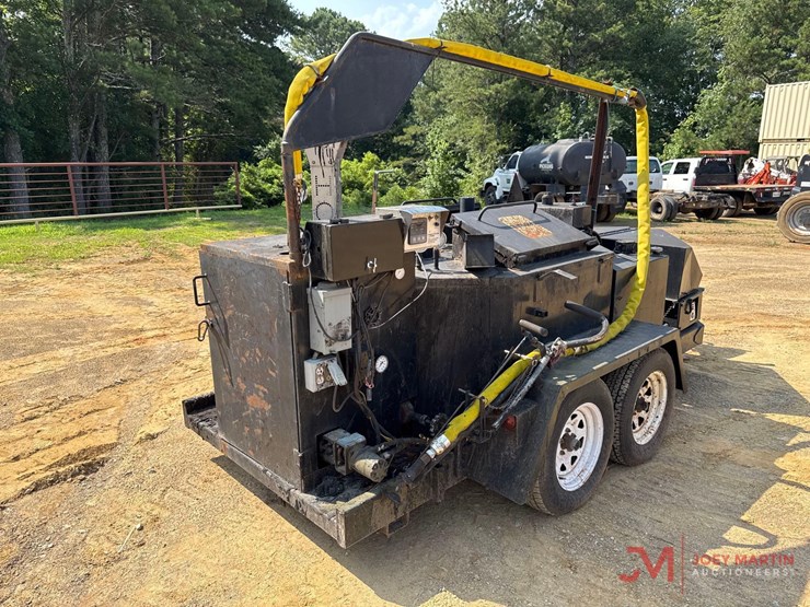 2002-garlock/cimline-trailer-crackfill-machine-image-2
